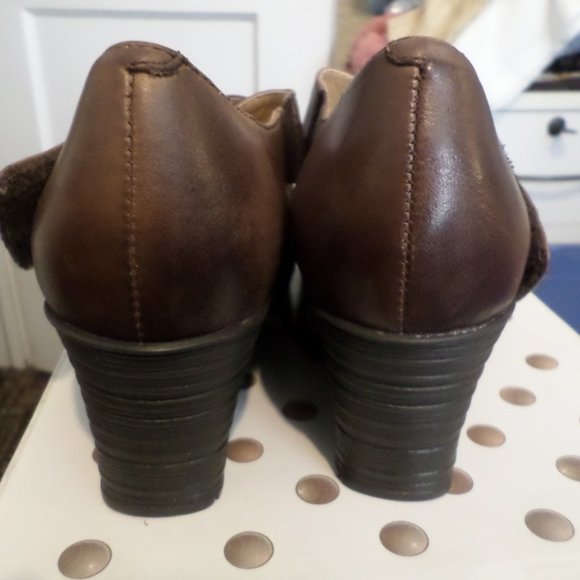 Earth Spindrift Cinnamon Distressed Leather Wedge Shoes NIB Sz 8.5 - Picture 7 of 9